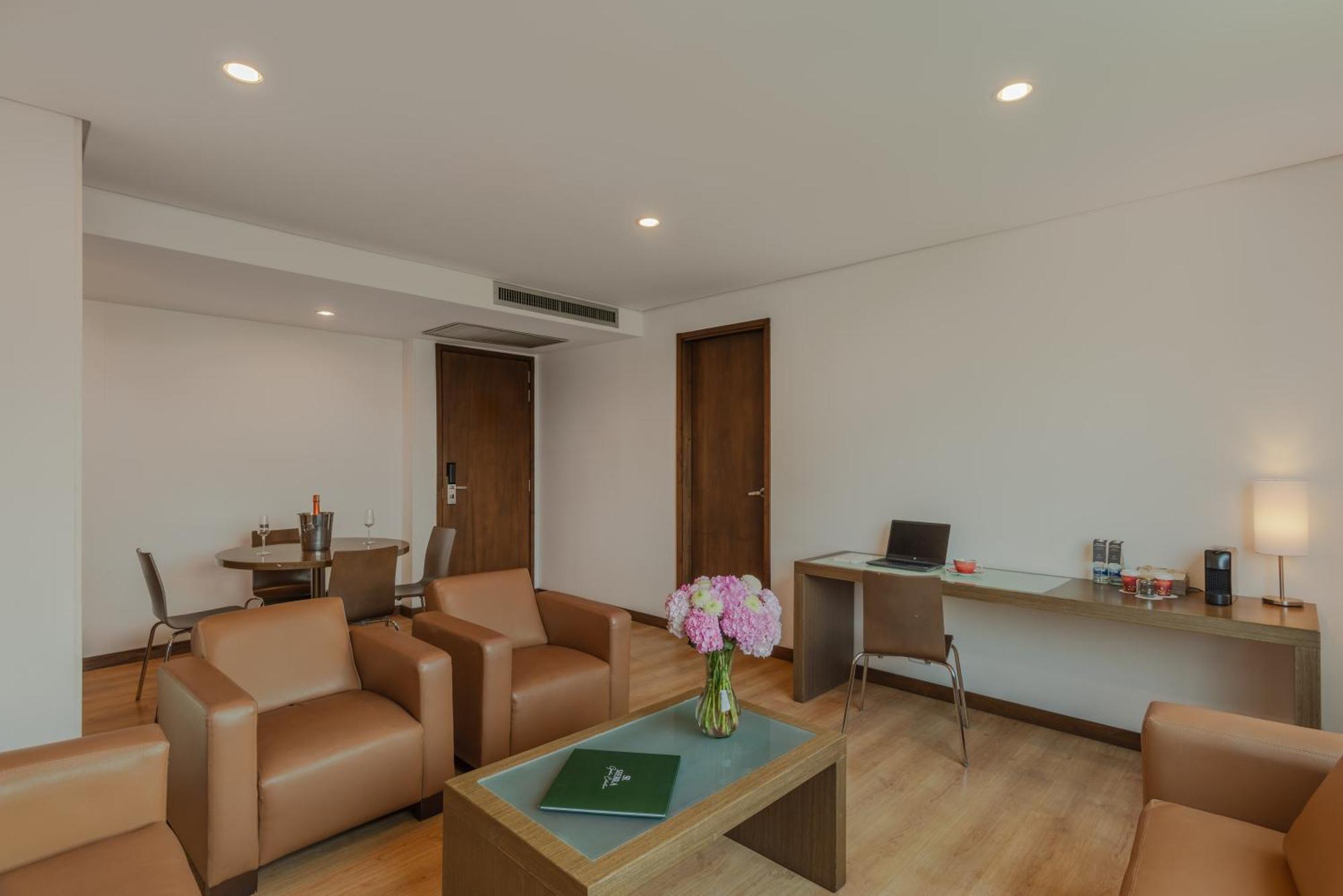 Aparthotel Poblado Alejandria By Housy Host 4*